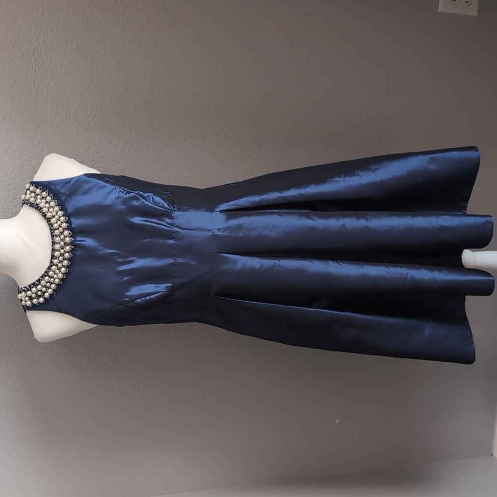 Elegant Sangria Blue Fit & Flare Size 4 Holiday Cocktail Dress Pearls & Pockets - Picture 2 of 9